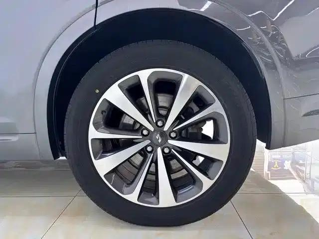 Li Auto ONE 2020 Extended Range 6-Seater — миниатюра 17