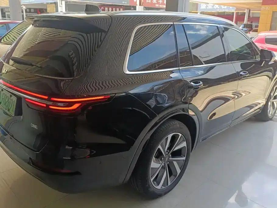 Li Auto ONE 2021 Extended Range 6-Seater — миниатюра 3