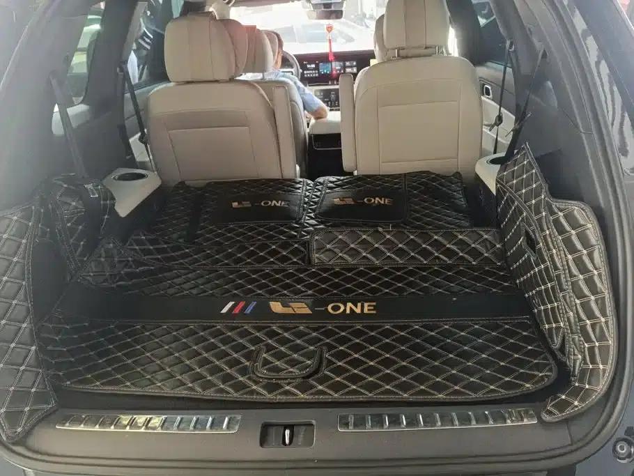Li Auto ONE 2021 Extended Range 6-Seater — миниатюра 4