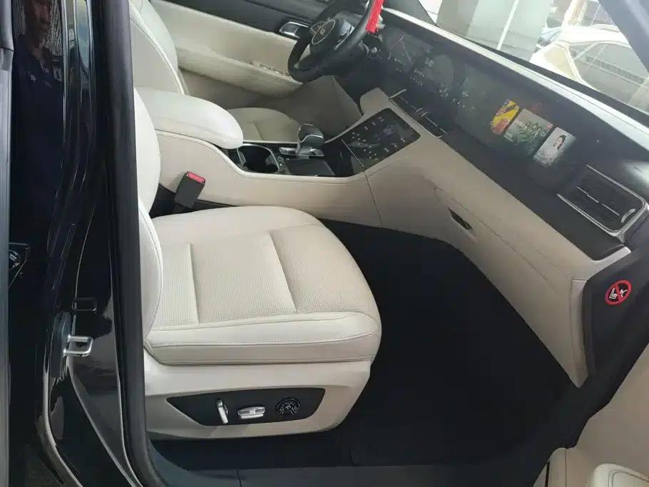 Li Auto ONE 2021 Extended Range 6-Seater — миниатюра 8