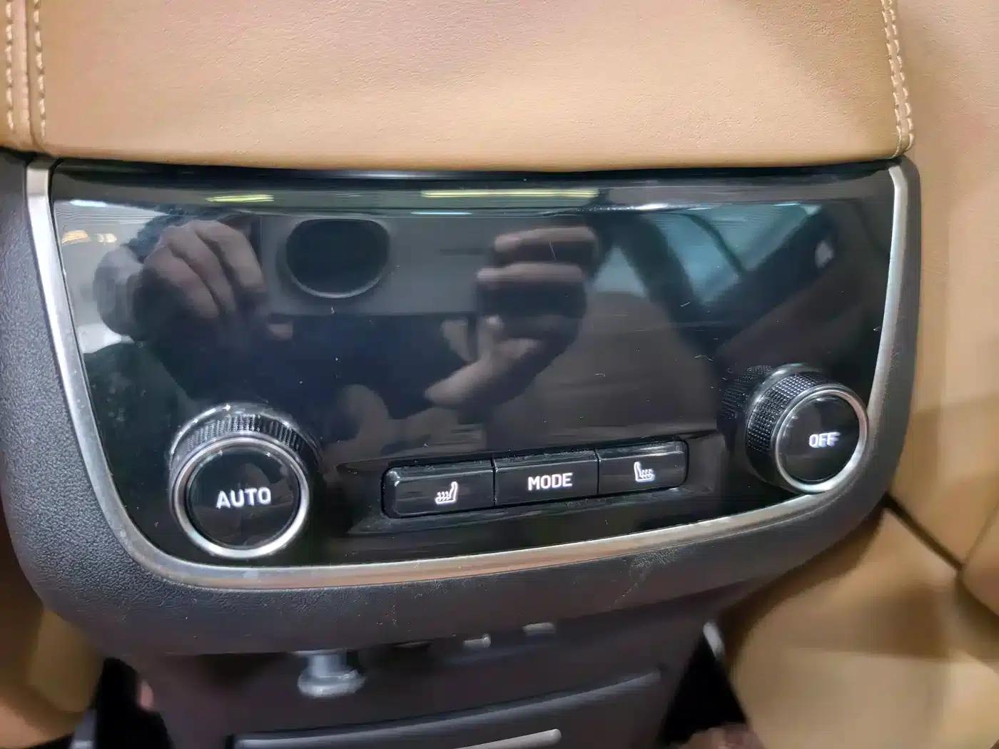 Li Auto ONE 2021 Extended Range 6-Seater — миниатюра 13