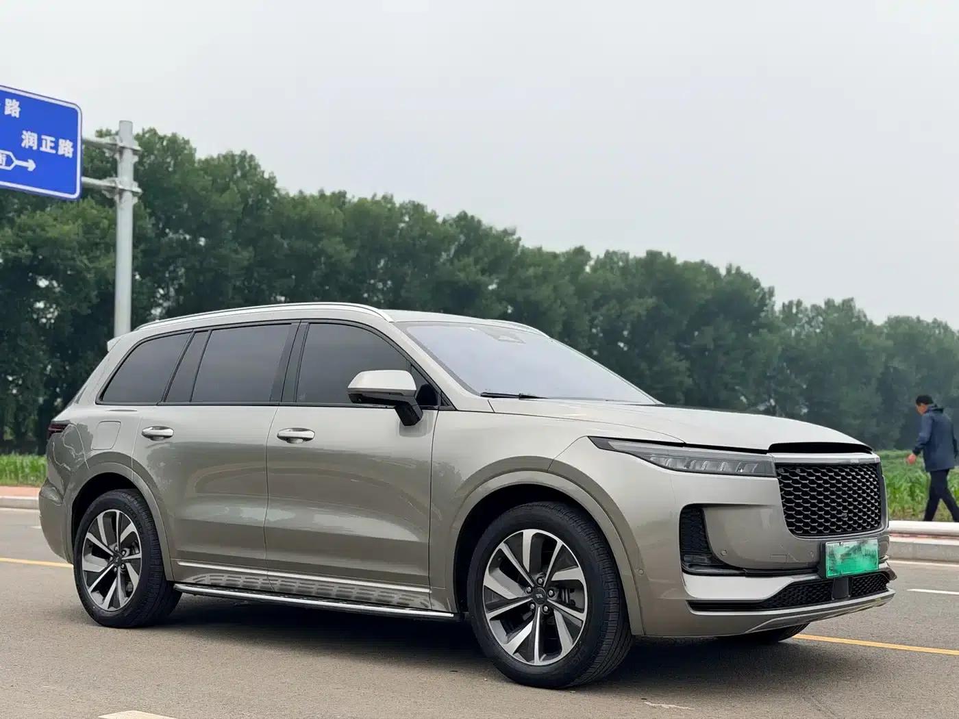 Li Auto ONE 2021 Extended Range 6-Seater — миниатюра 3