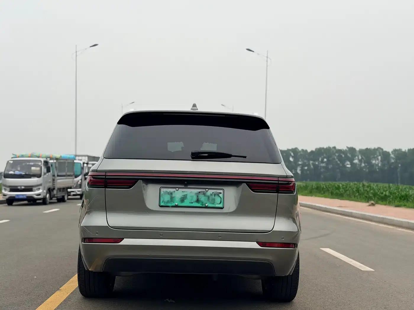 Li Auto ONE 2021 Extended Range 6-Seater — миниатюра 9