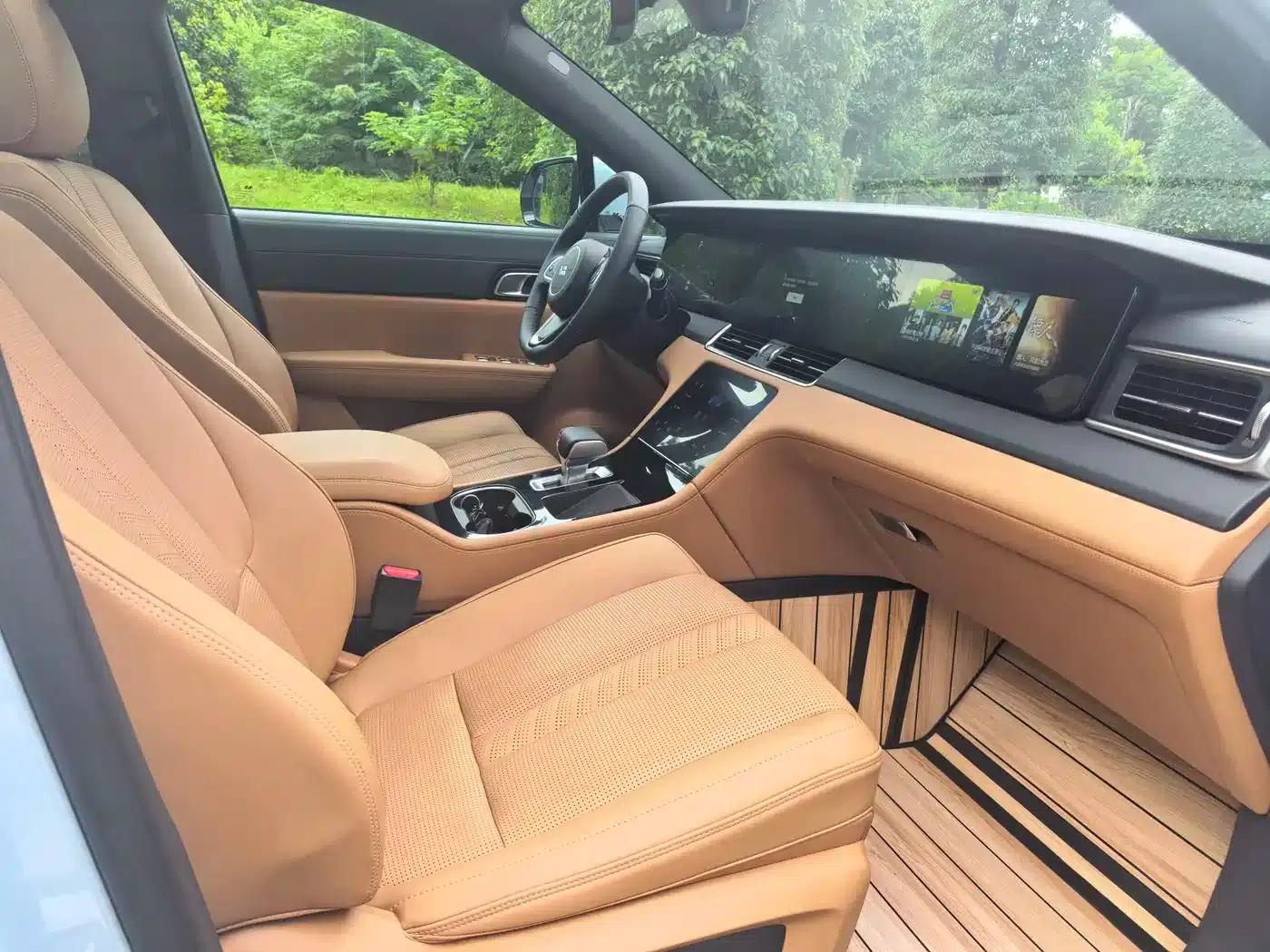 Li Auto ONE 2021 Extended Range 6-Seater — миниатюра 4