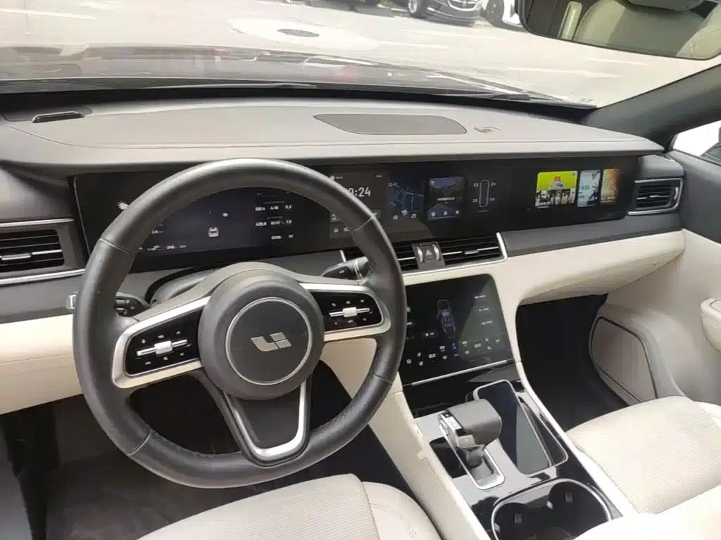 Li Auto ONE 2021 Extended Range 6-Seater — миниатюра 16