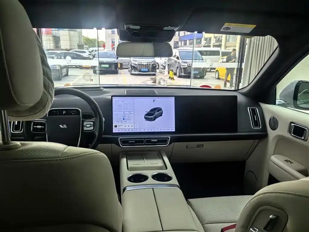 Li Auto L9 2024 Ultra — миниатюра 8