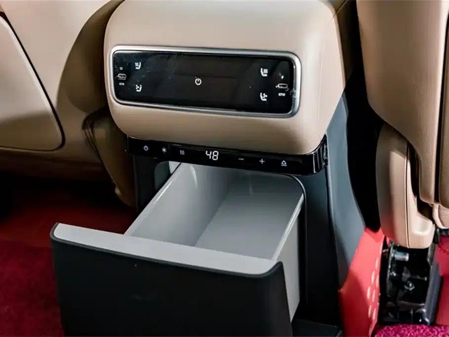 Li Auto L9 2025 Ultra Intelligent Renewal Edition — миниатюра 23