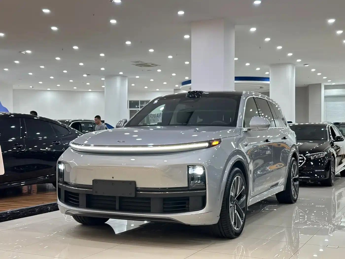 Li Auto L9 2022 Max — миниатюра 1
