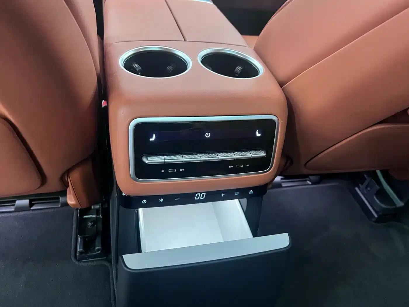 Li Auto L9 2022 Max — миниатюра 8