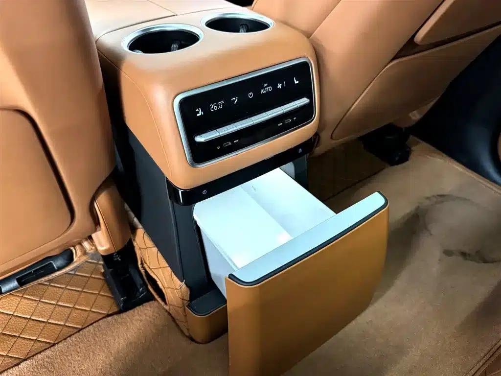 Li Auto L9 2022 Max — миниатюра 19