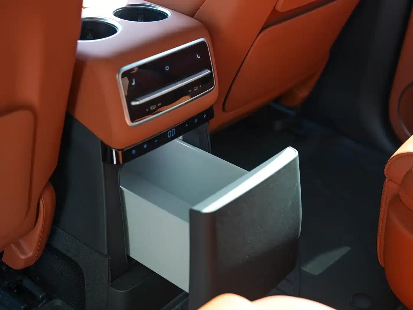 Li Auto L9 2022 Max — миниатюра 14