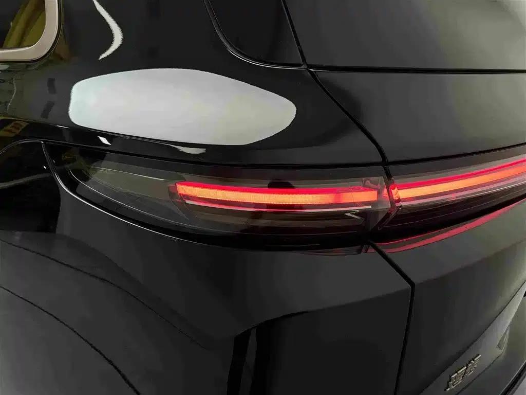 Li Auto L9 2025 Ultra Intelligent Renewal Edition — миниатюра 11