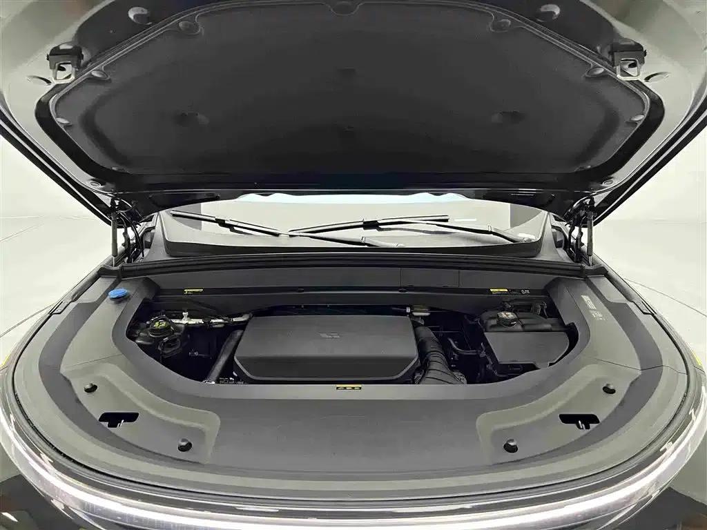 Li Auto L9 2025 Ultra Intelligent Renewal Edition — миниатюра 12
