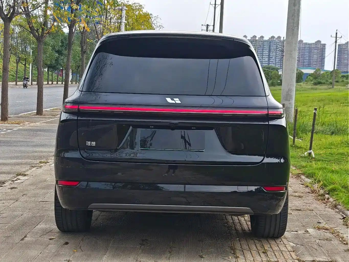 Li Auto L9 2022 Max — миниатюра 2