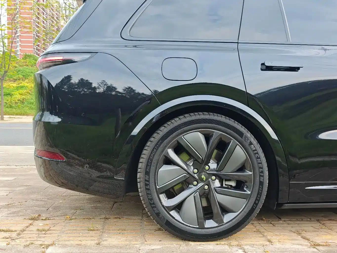 Li Auto L9 2022 Max — миниатюра 18