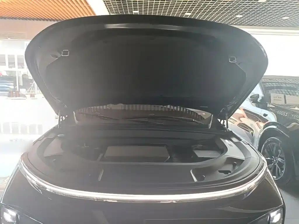 Li Auto L9 2024 Ultra — миниатюра 20