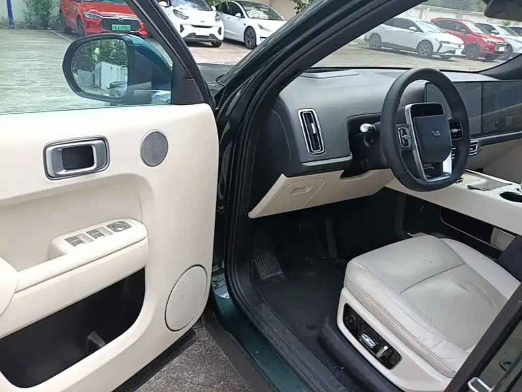 Li Auto L9 2022 Max — миниатюра 16