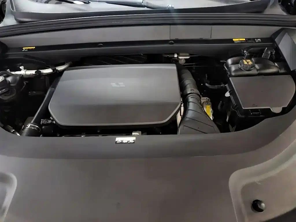 Li Auto L9 2022 Max — миниатюра 20