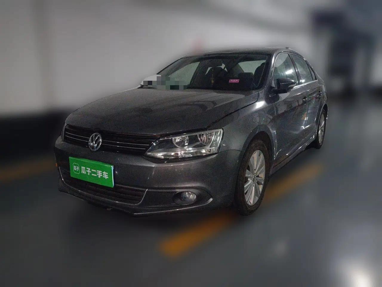 Volkswagen Sagitar 2014 1.4TSI Manual Luxury Model — миниатюра 1