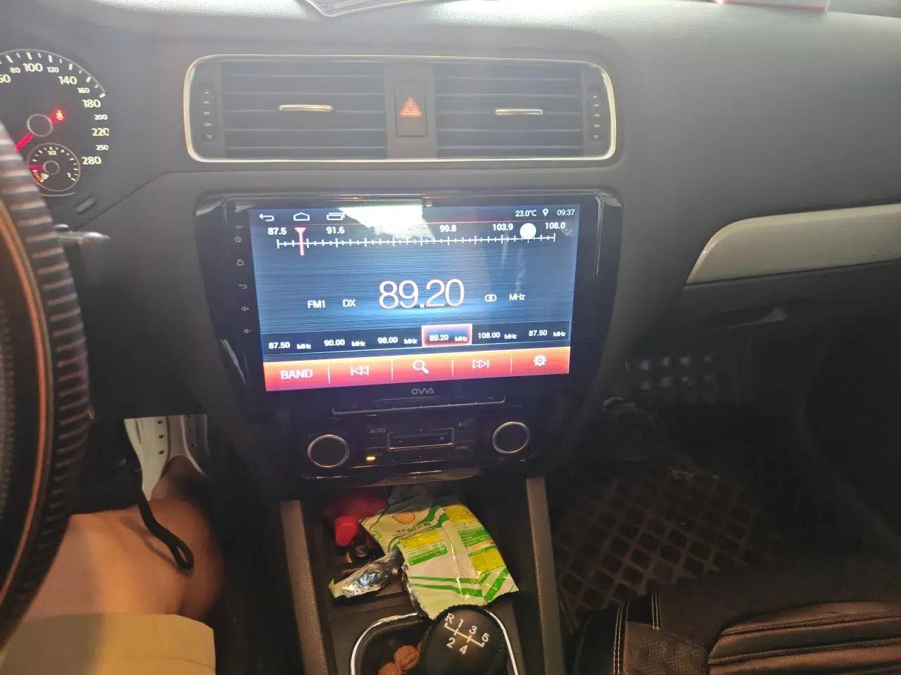 Volkswagen Sagitar 2012 1.4TSI Manual Luxury Model — миниатюра 13