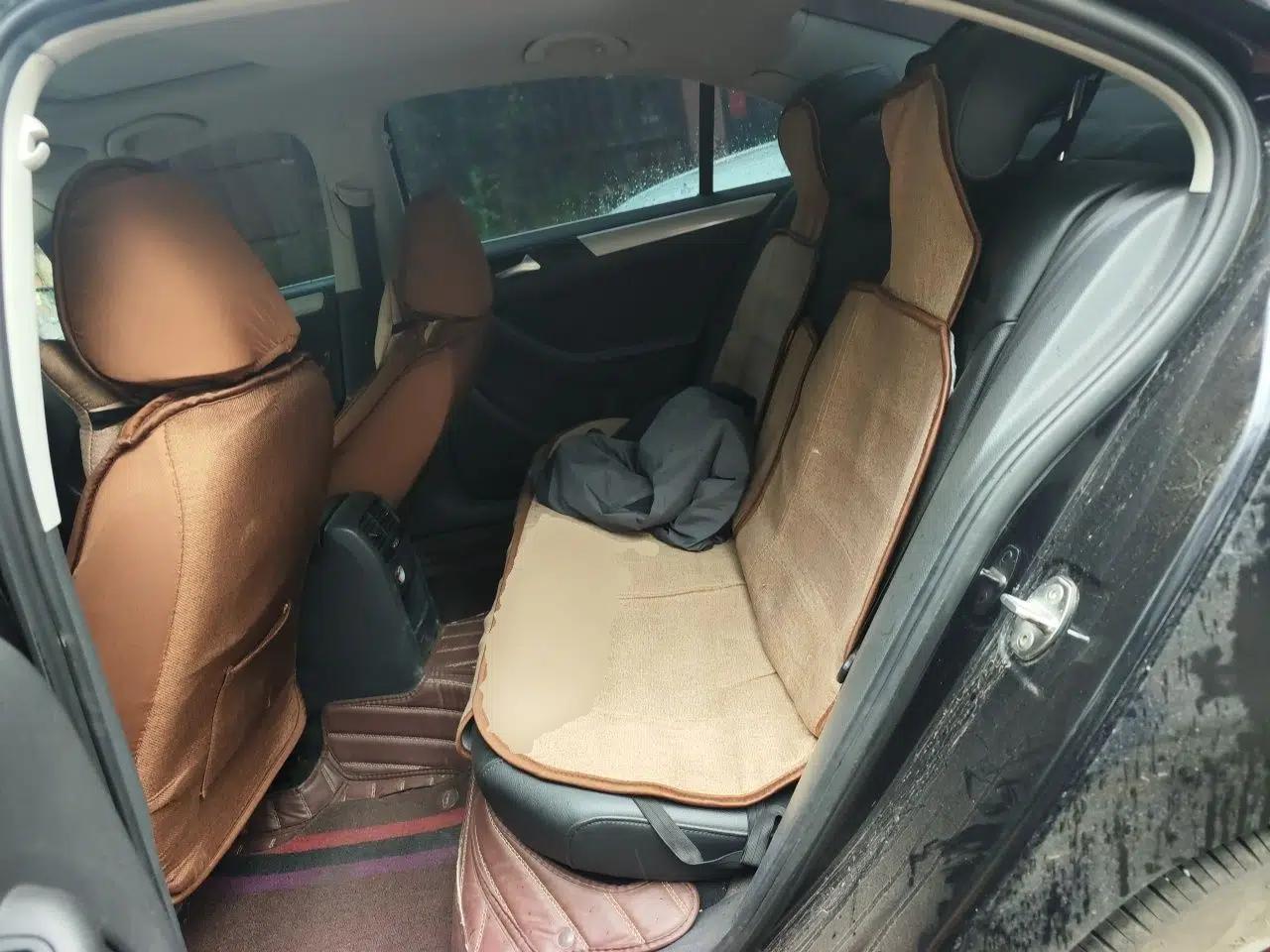 Volkswagen Sagitar 2012 1.6L Automatic Comfort Edition — миниатюра 17