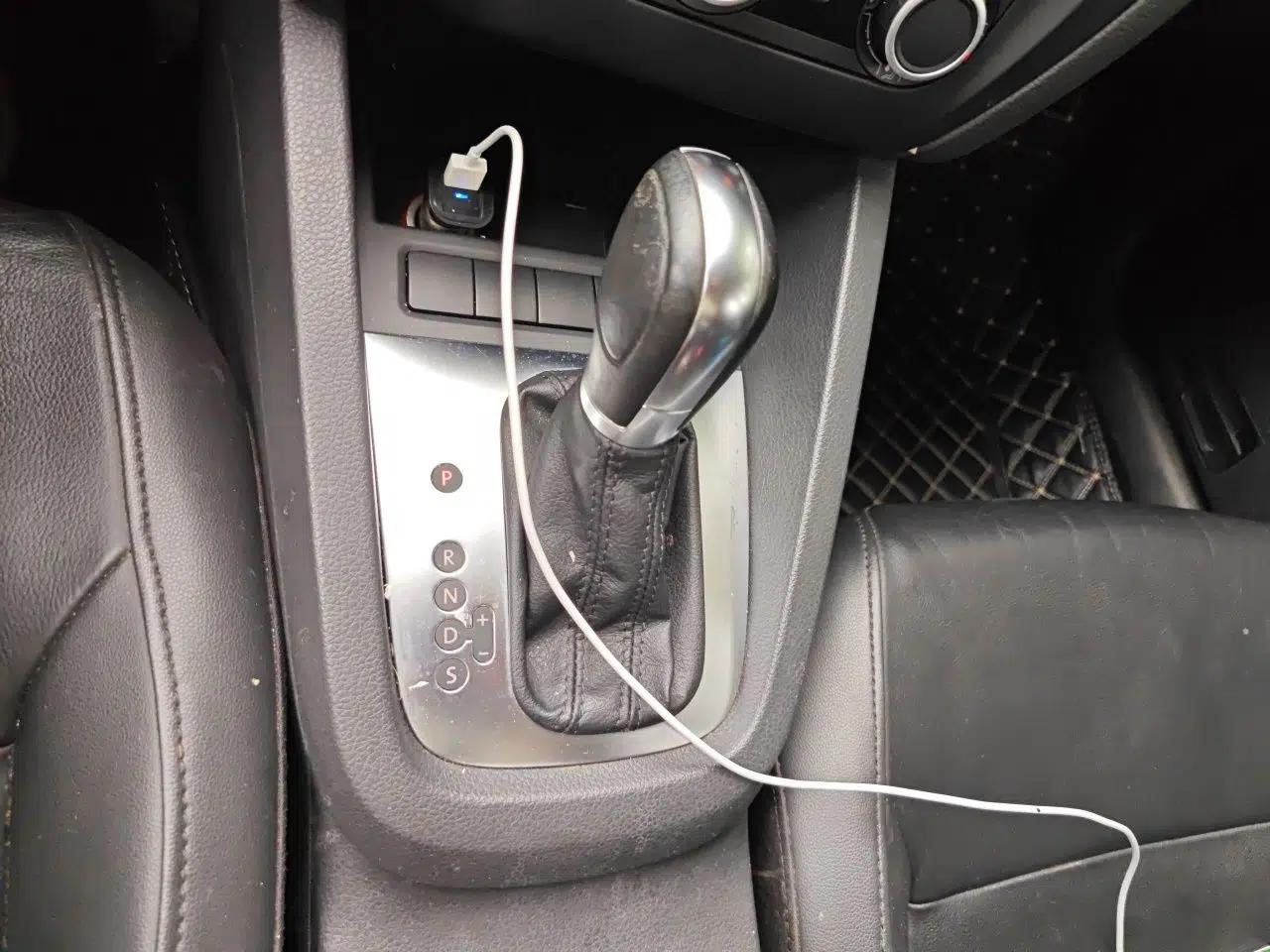 Volkswagen Sagitar 2014 Revised Version 1.6L Automatic Comfort Edition — миниатюра 14