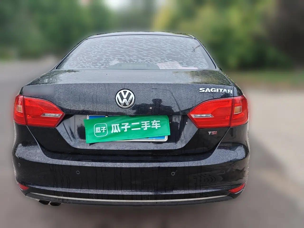 Volkswagen Sagitar 2012 1.4TSI Automatic Luxury Edition — миниатюра 5