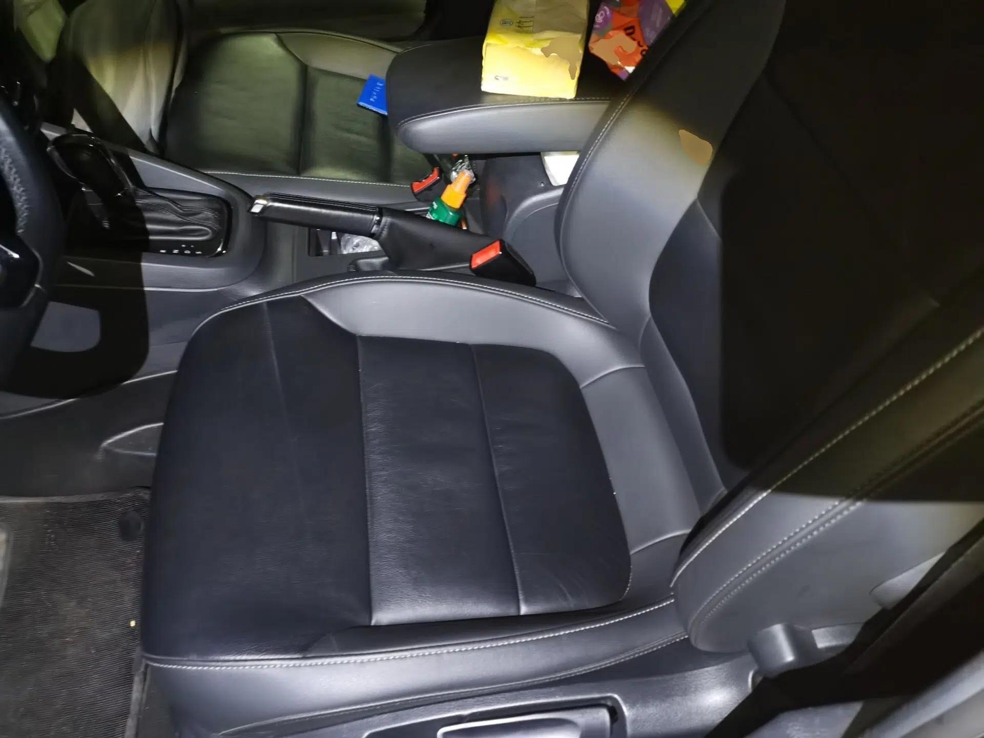 Volkswagen Sagitar 2017 1.6L Automatic Comfort Model — миниатюра 15