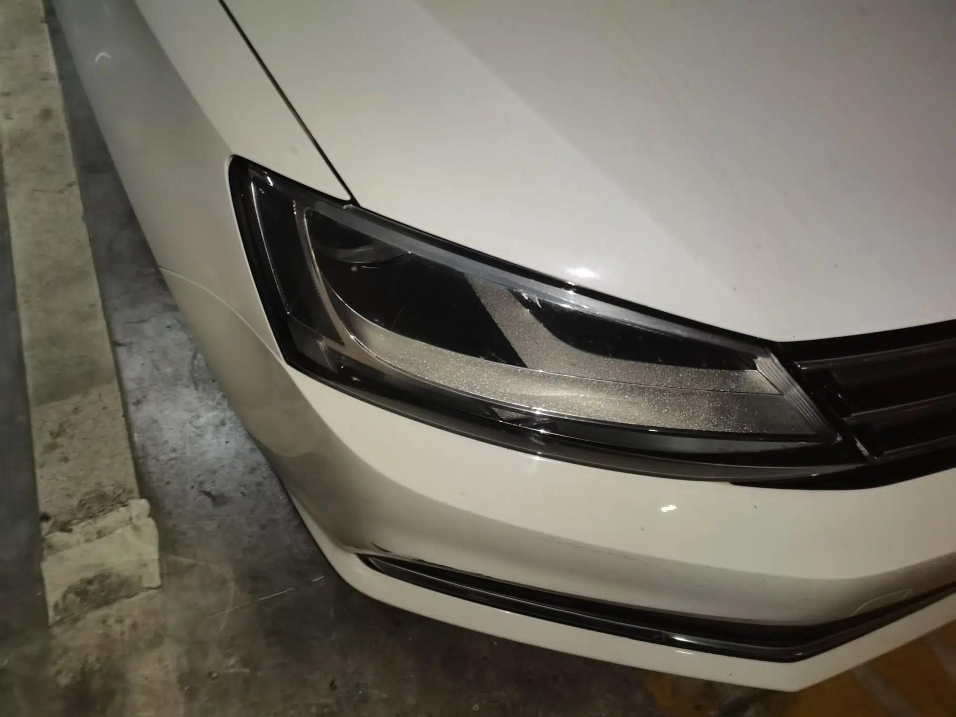 Volkswagen Sagitar 2017 1.6L Automatic Comfort Model — миниатюра 7