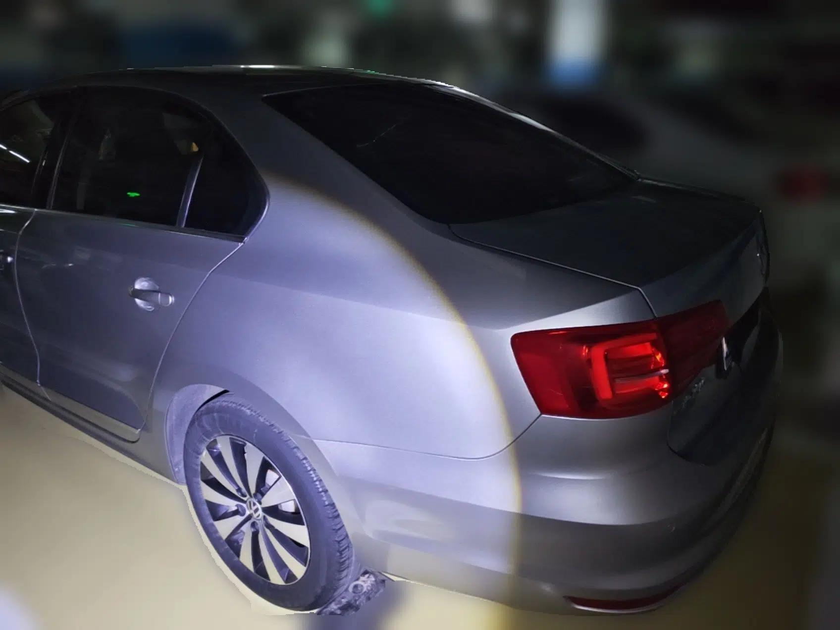 Volkswagen Sagitar 2015 230TSI Manual Luxury Edition — миниатюра 4