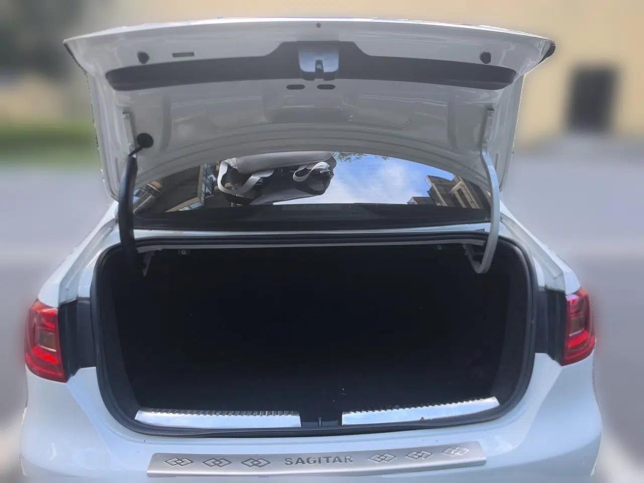 Volkswagen Sagitar 2014 Revised Version 1.4TSI Automatic Luxury Edition — миниатюра 19
