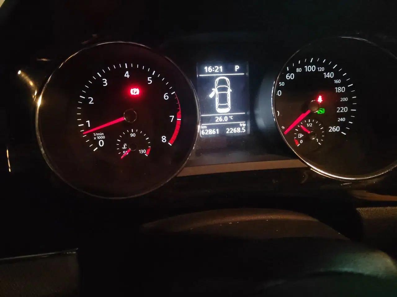 Volkswagen Sagitar 2018 280TSI DSG Comfort Model — миниатюра 12