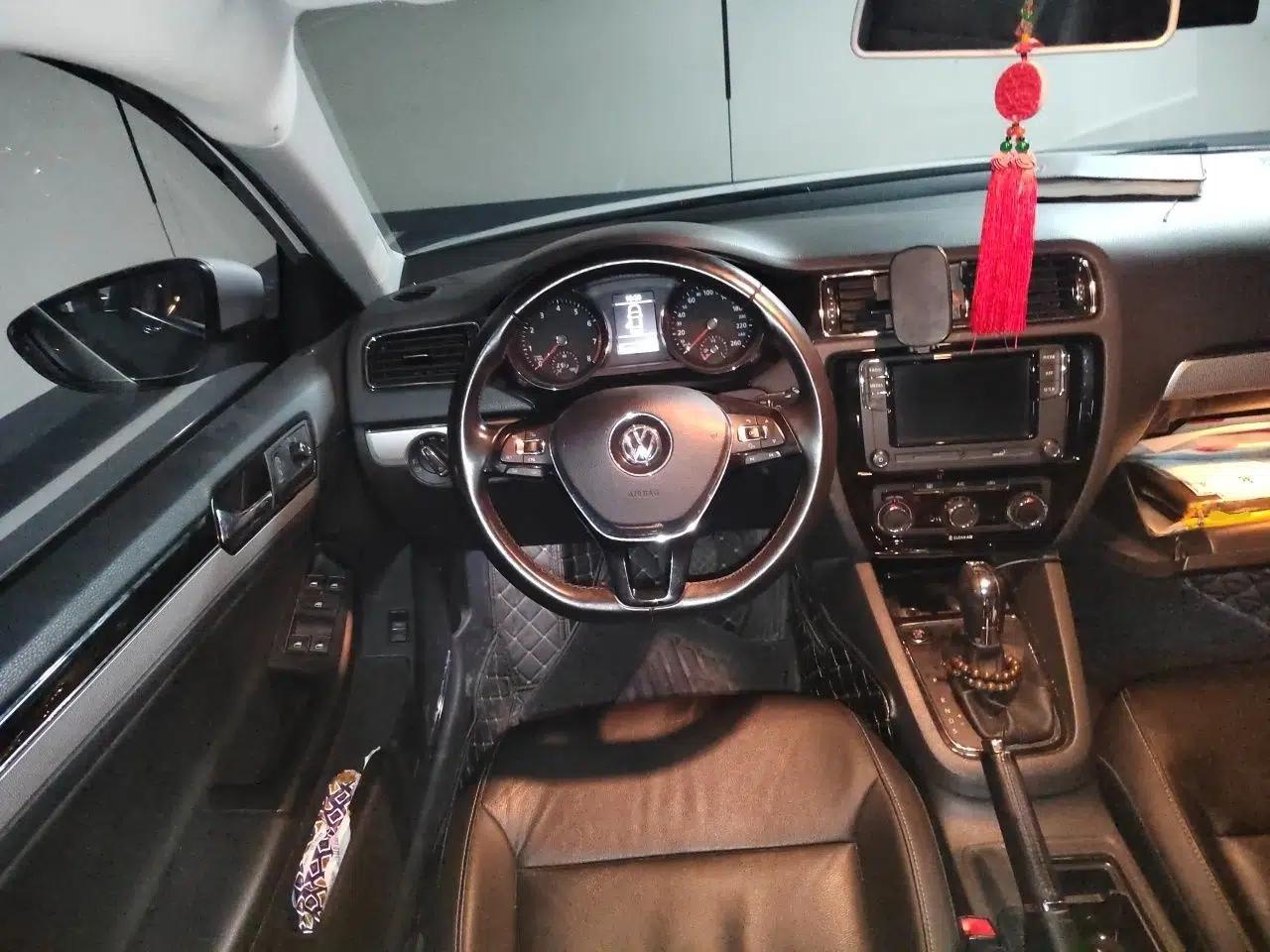 Volkswagen Sagitar 2018 280TSI DSG Comfort Model — миниатюра 10