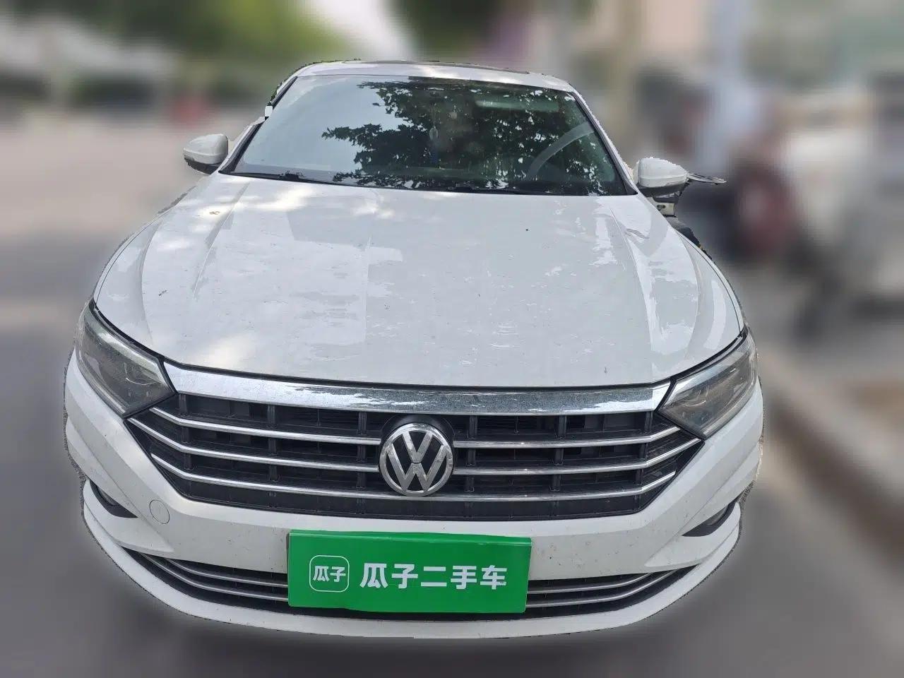 Volkswagen Sagitar 2019 200TSI Manual Fashion Edition China VI — миниатюра 2