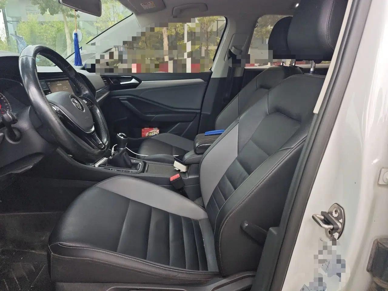 Volkswagen Sagitar 2019 200TSI Manual Fashion Edition China VI — миниатюра 15