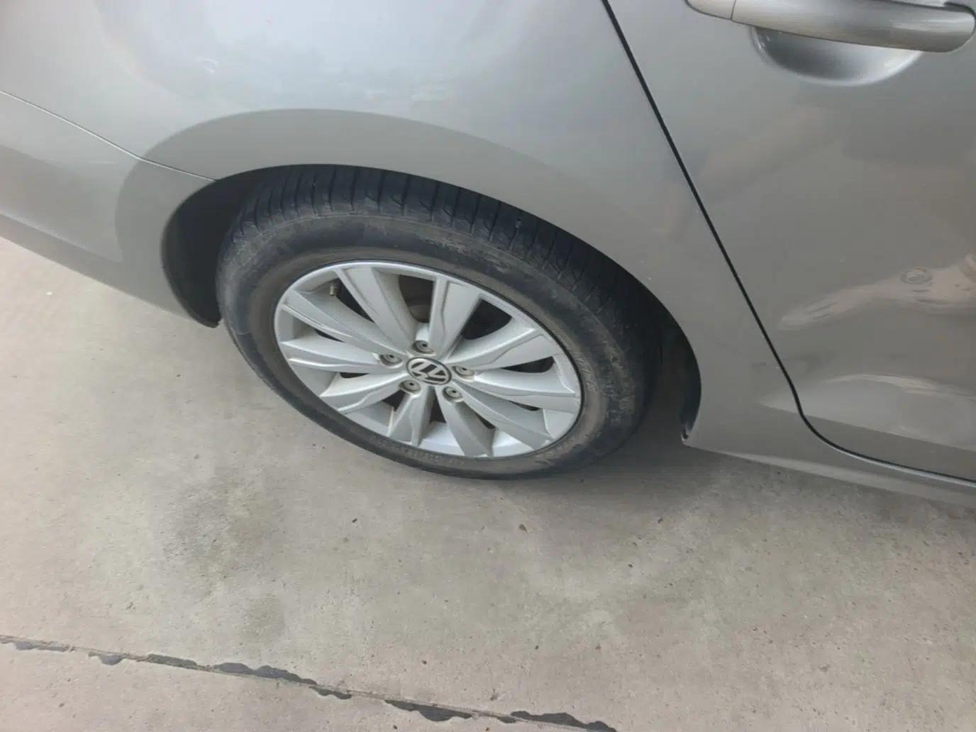 Volkswagen Sagitar 2014 Revised Version 1.6L Automatic Comfort Edition — миниатюра 11