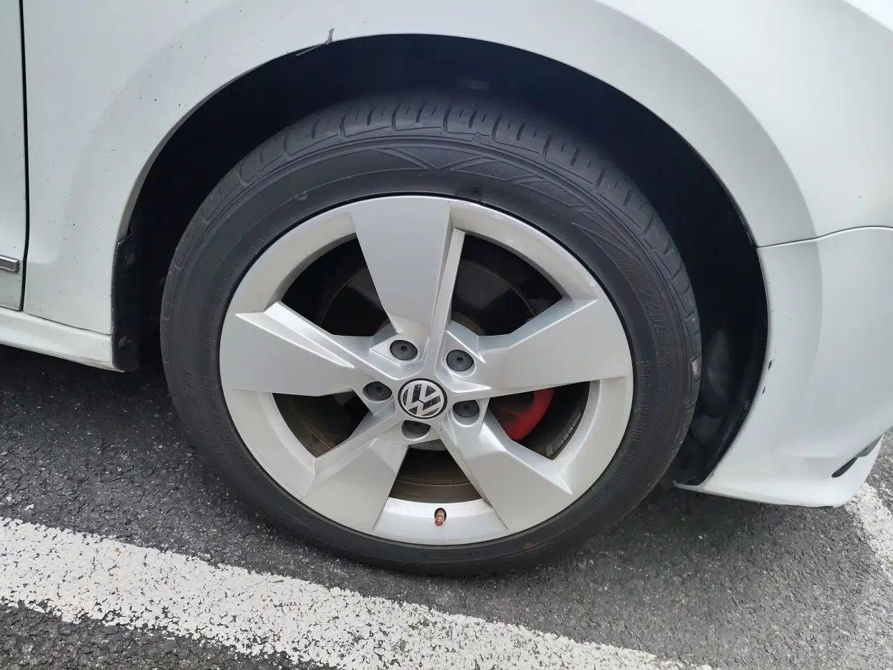 Volkswagen Sagitar 2015 230TSI Automatic Comfort Version — миниатюра 8
