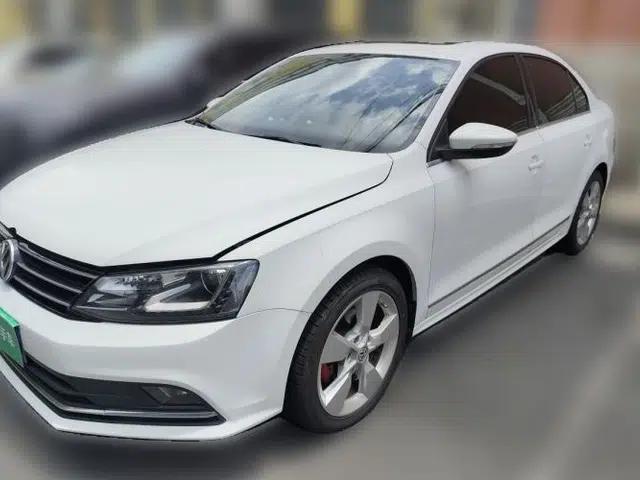 Volkswagen Sagitar 2015 230TSI Automatic Comfort Version