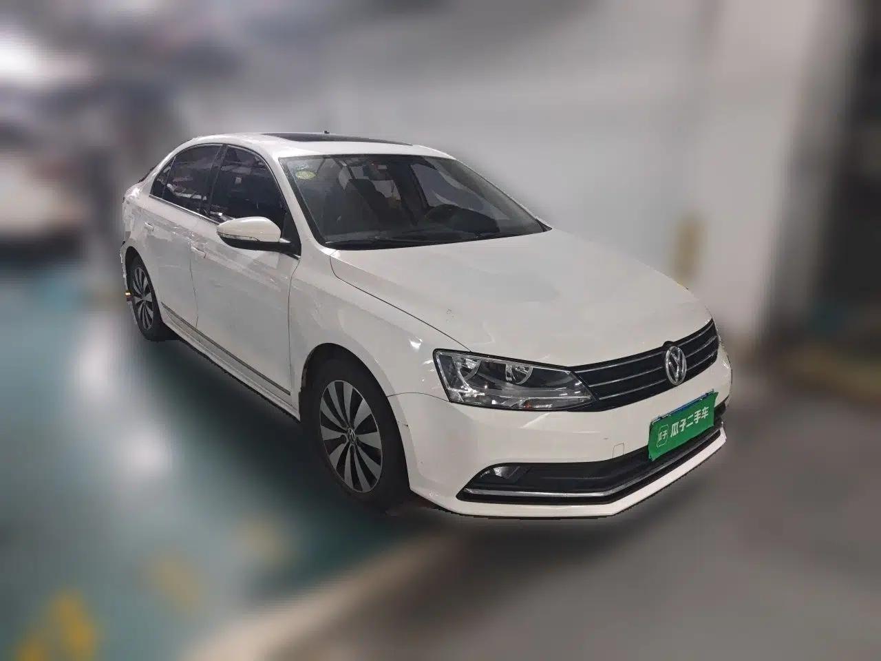 Volkswagen Sagitar 2018 180TSI DSG Prestige Edition — миниатюра 3
