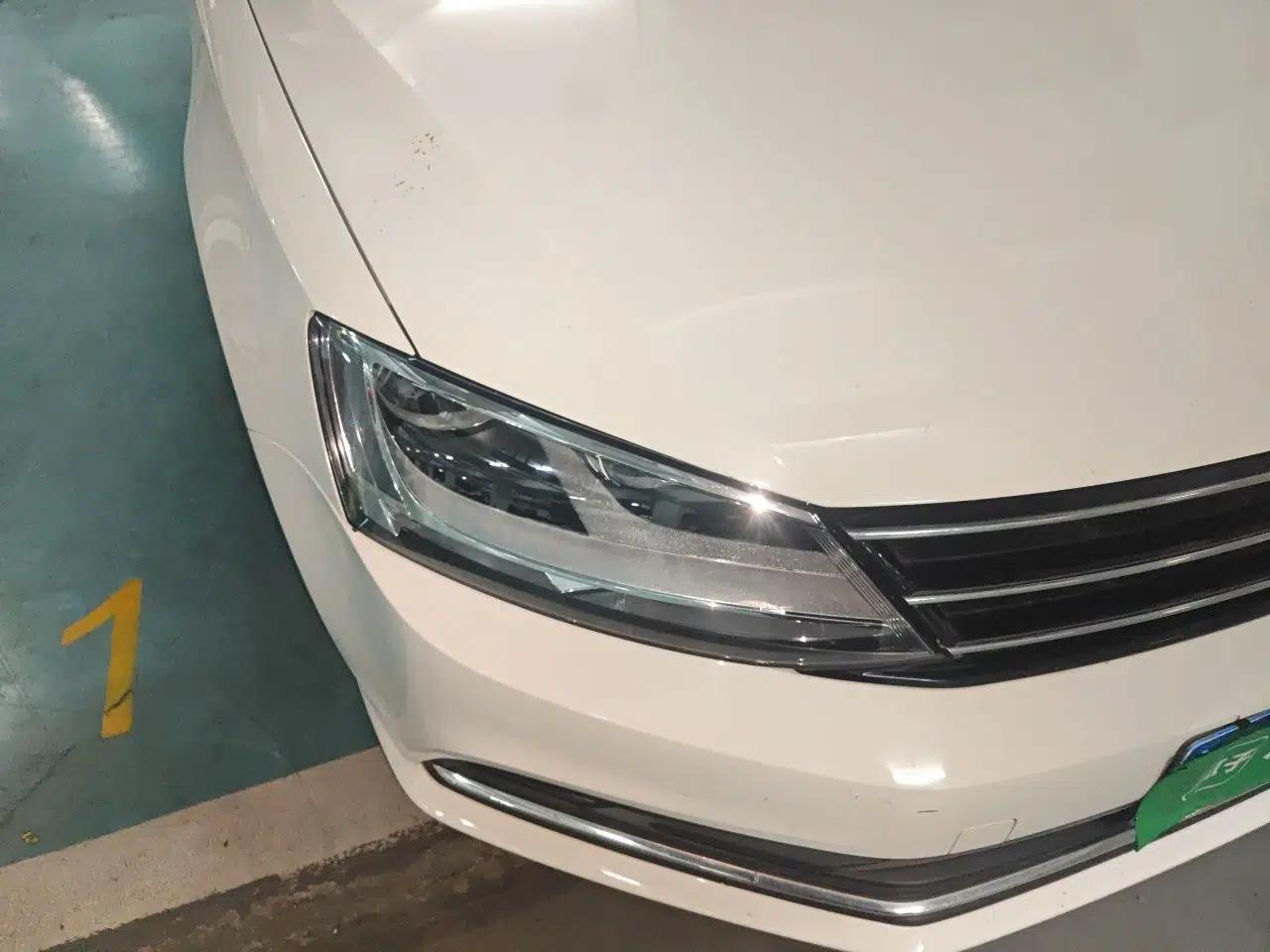 Volkswagen Sagitar 2018 180TSI DSG Prestige Edition — миниатюра 7