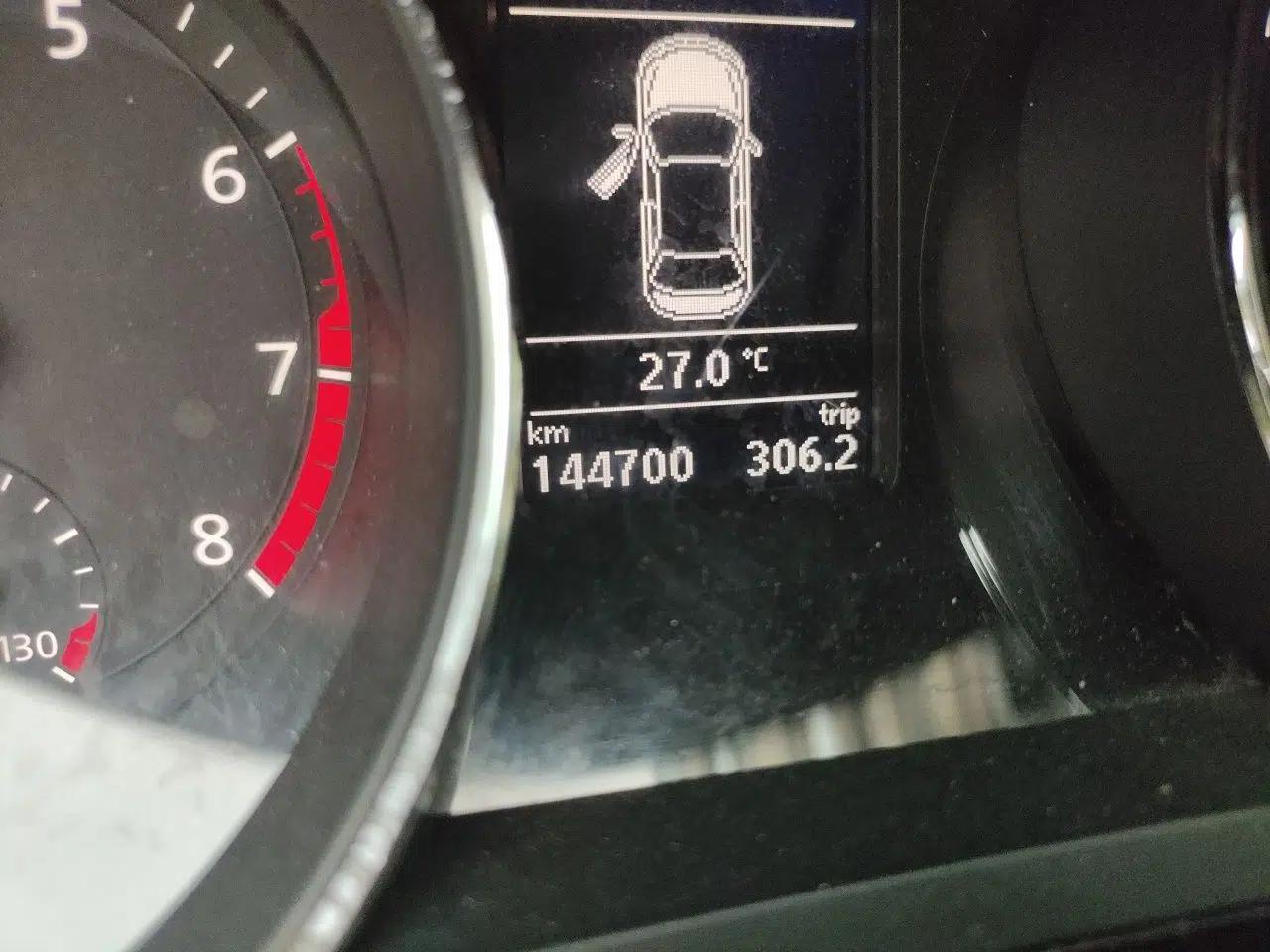 Volkswagen Sagitar 2018 180TSI DSG Prestige Edition — миниатюра 12