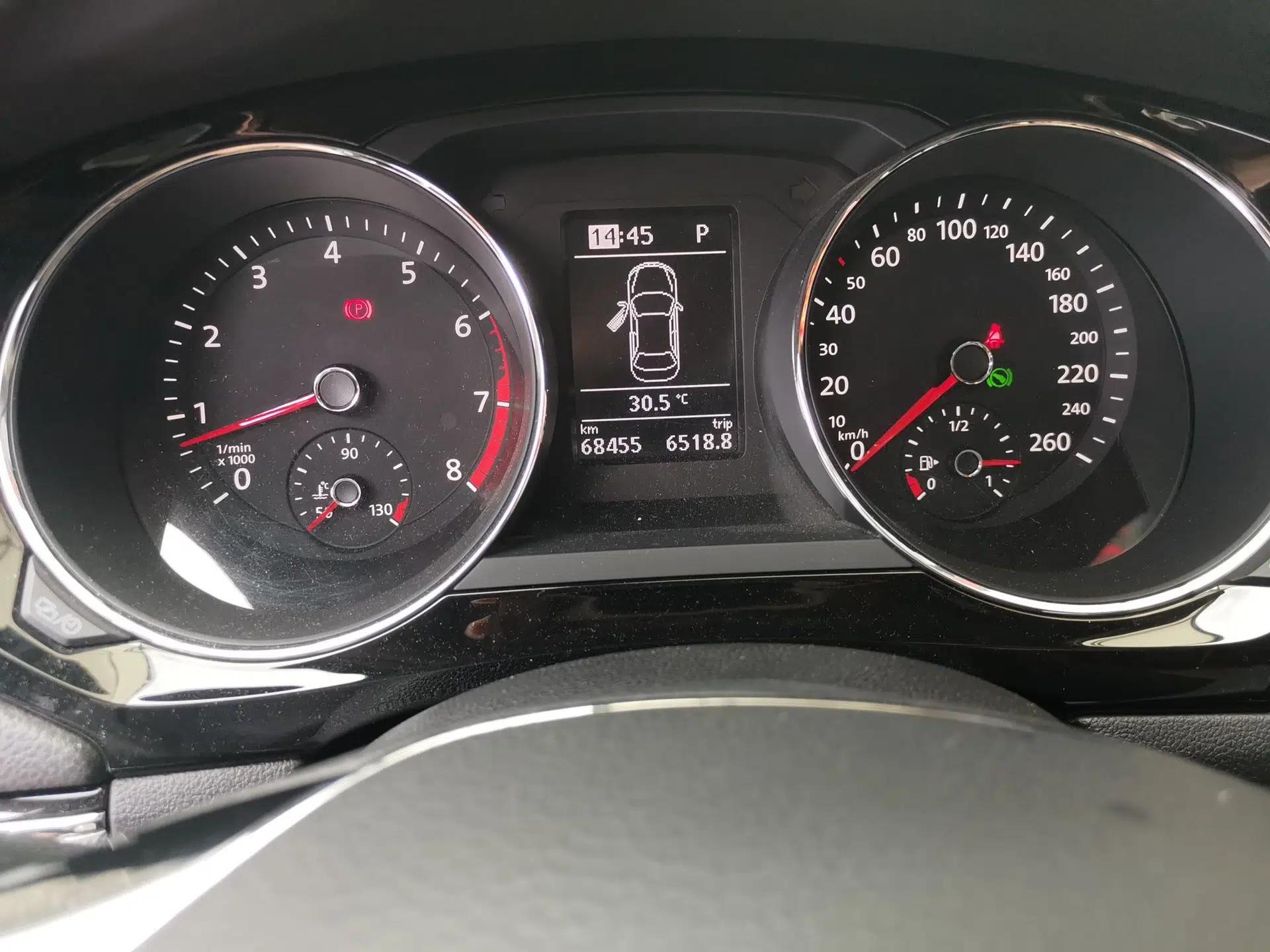 Volkswagen Sagitar 2018 280TSI DSG Ignite Edition — миниатюра 12