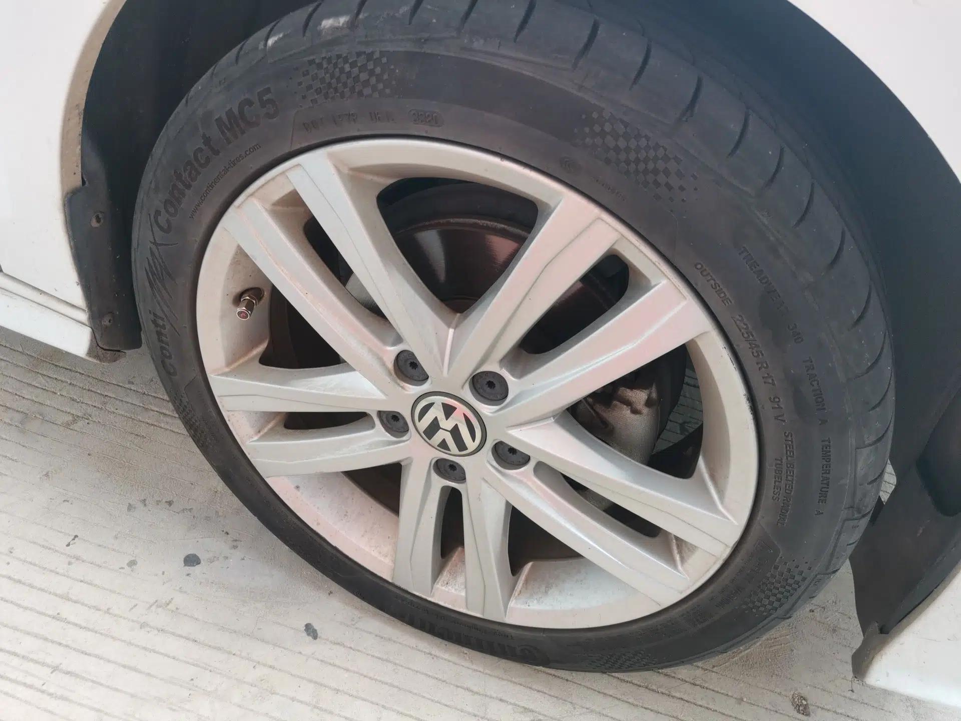 Volkswagen Sagitar 2018 280TSI DSG Ignite Edition — миниатюра 8