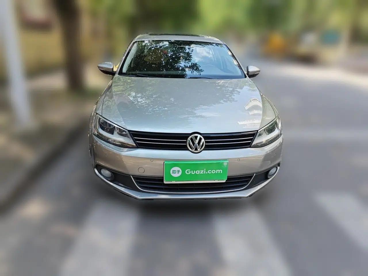 Volkswagen Sagitar 2014 1.4TSI Automatic Luxury Model — миниатюра 2