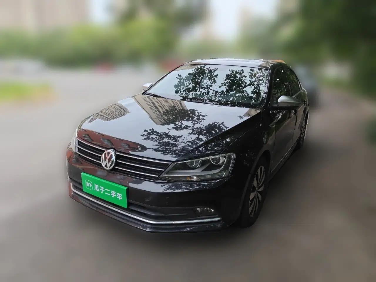 Volkswagen Sagitar 2017 230TSI Automatic Comfort Version — миниатюра 1