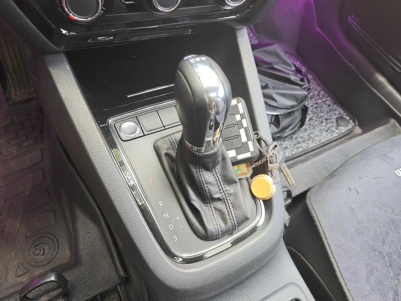 Volkswagen Sagitar 2017 230TSI Automatic Comfort Version — миниатюра 14