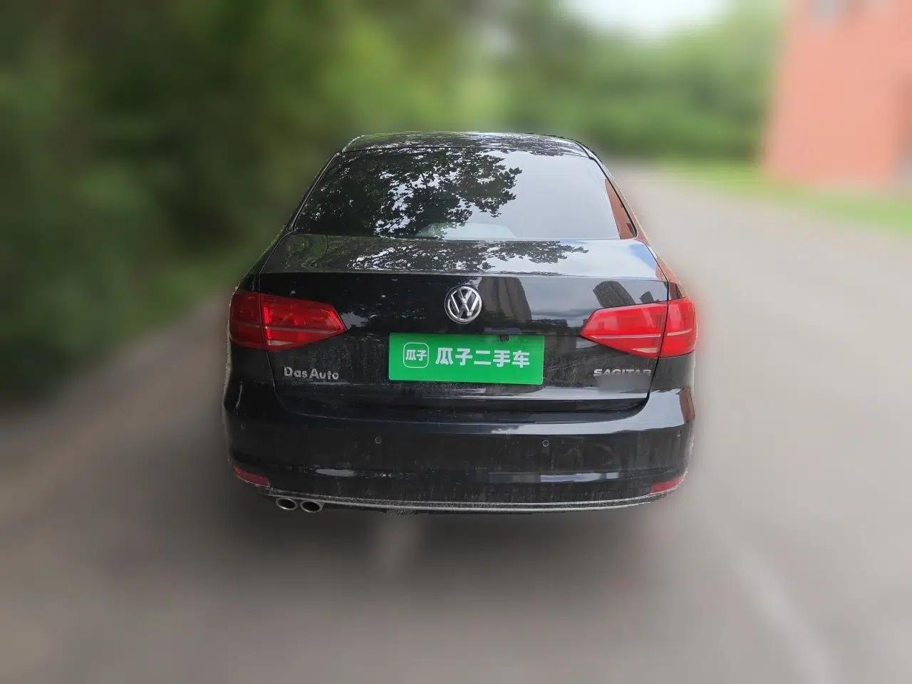 Volkswagen Sagitar 2017 230TSI Automatic Comfort Version — миниатюра 5