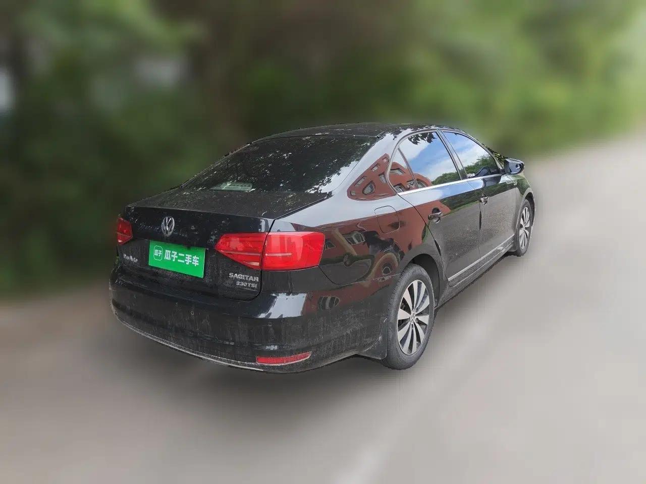 Volkswagen Sagitar 2017 230TSI Automatic Comfort Version — миниатюра 6