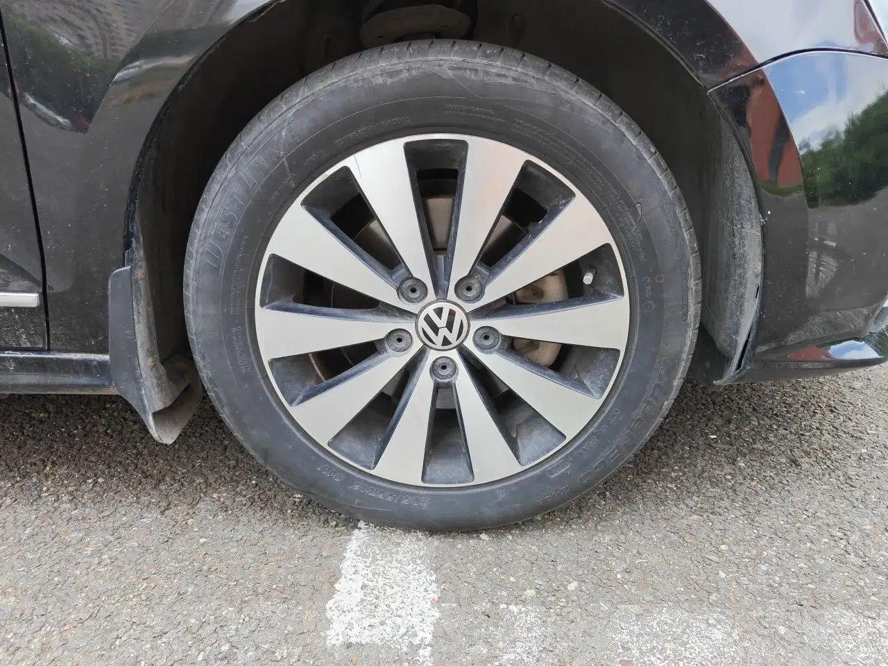 Volkswagen Sagitar 2017 230TSI Automatic Comfort Version — миниатюра 8