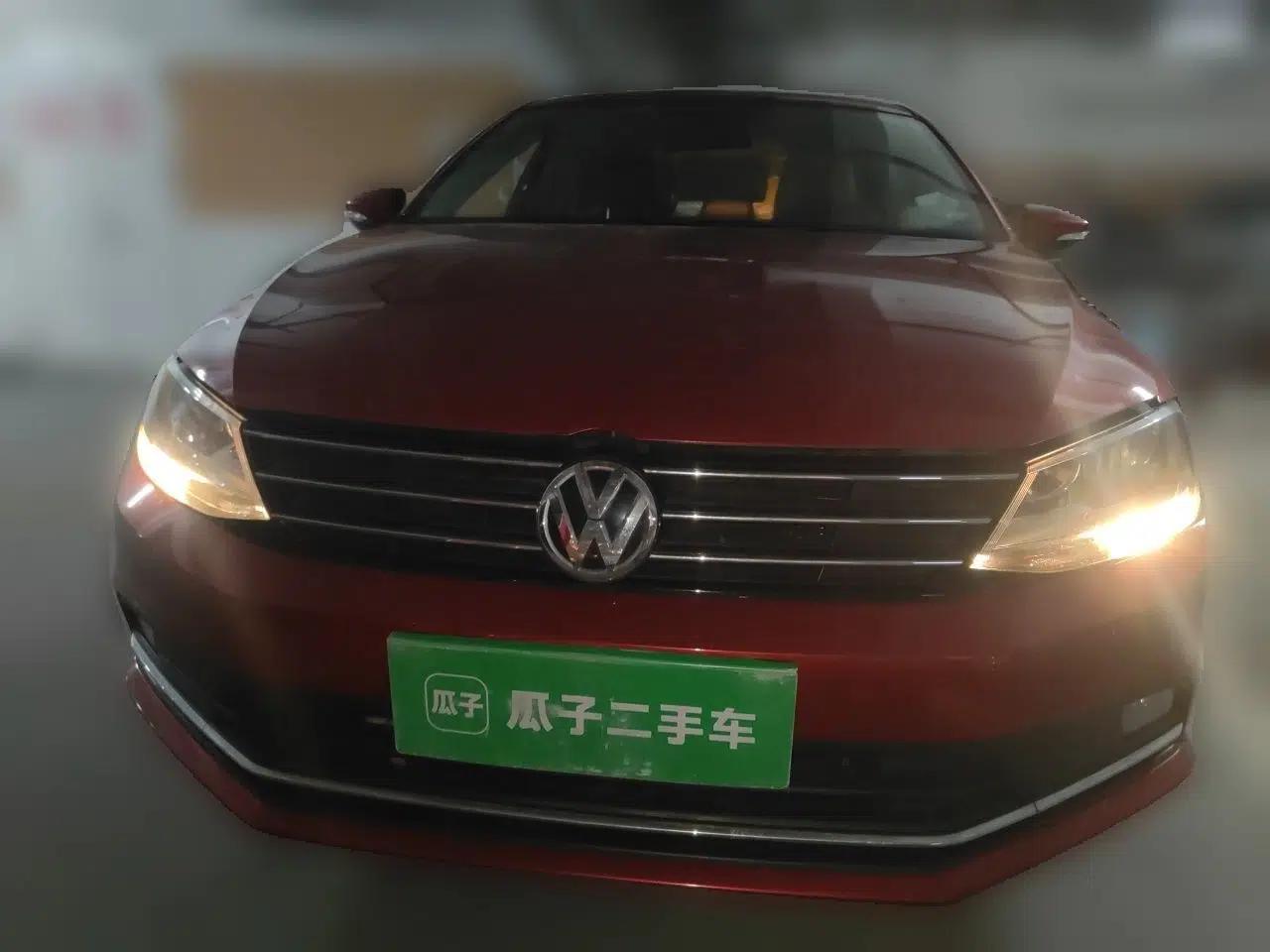 Volkswagen Sagitar 2015 230TSI Automatic Comfort Version — миниатюра 2